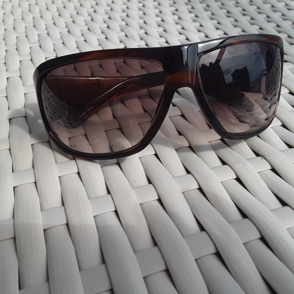 Mosley Tribes Brown/Gold  Havana Polarized Sunglasses